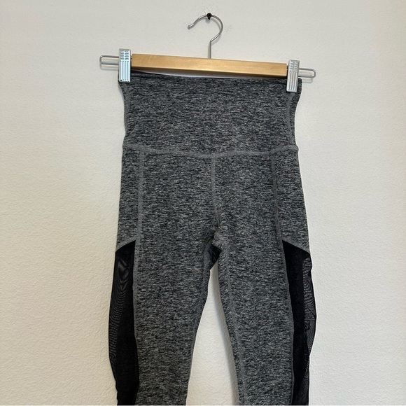 Beyond Yoga Classic Spacedye Mesh Side Panel Leggings Gray Size XS Women’s - Picture 3 of 9